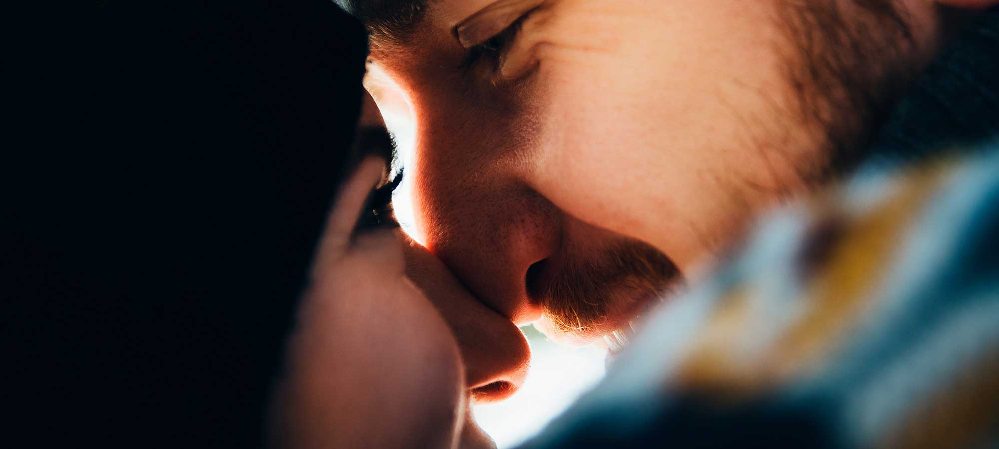 Hablar mirándose a los ojos